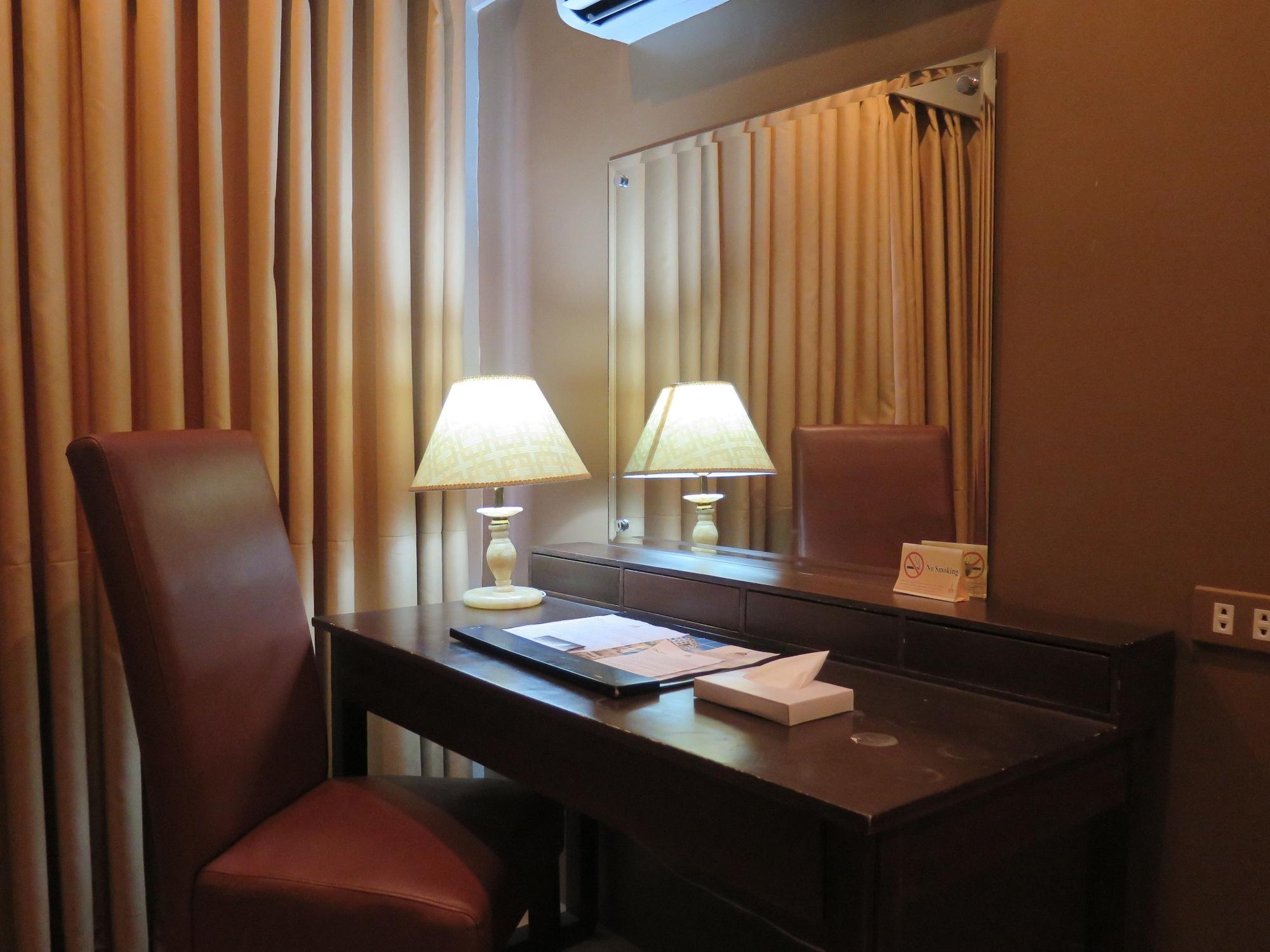 The Pinnacle Hotel And Suites Davao City Dış mekan fotoğraf