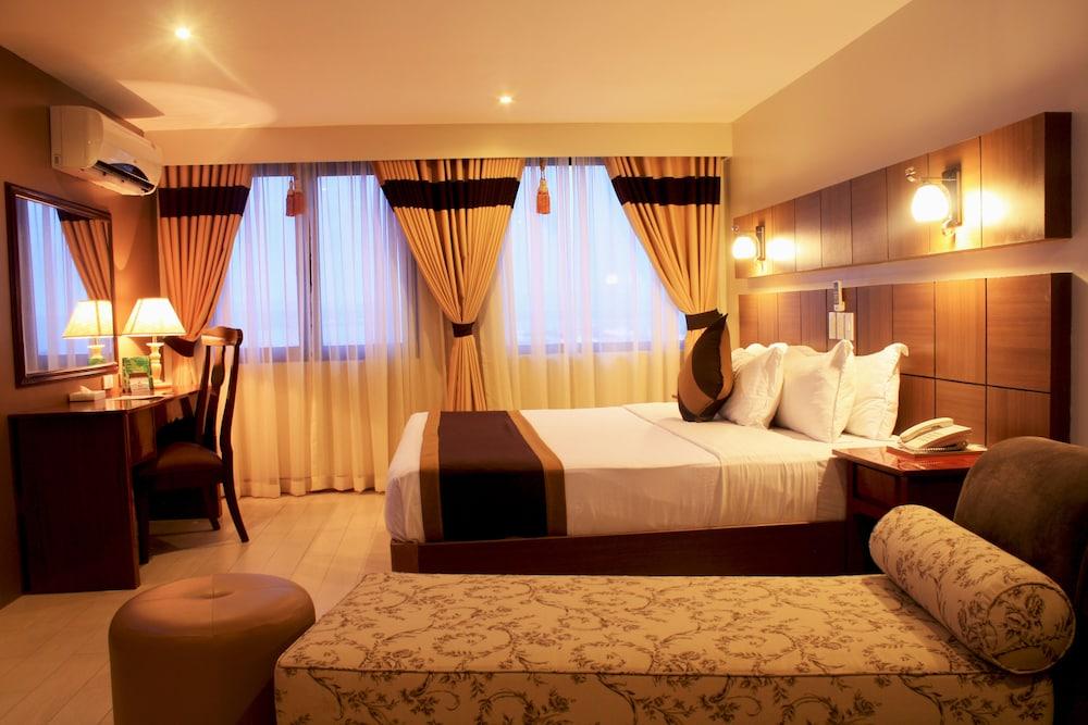 The Pinnacle Hotel And Suites Davao City Dış mekan fotoğraf