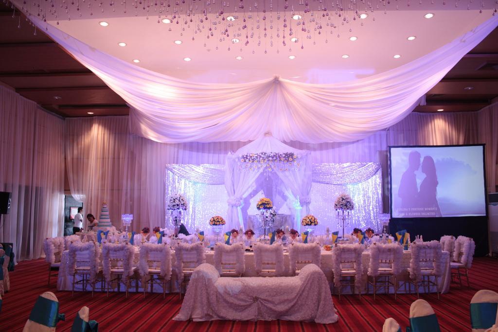 The Pinnacle Hotel And Suites Davao City Dış mekan fotoğraf
