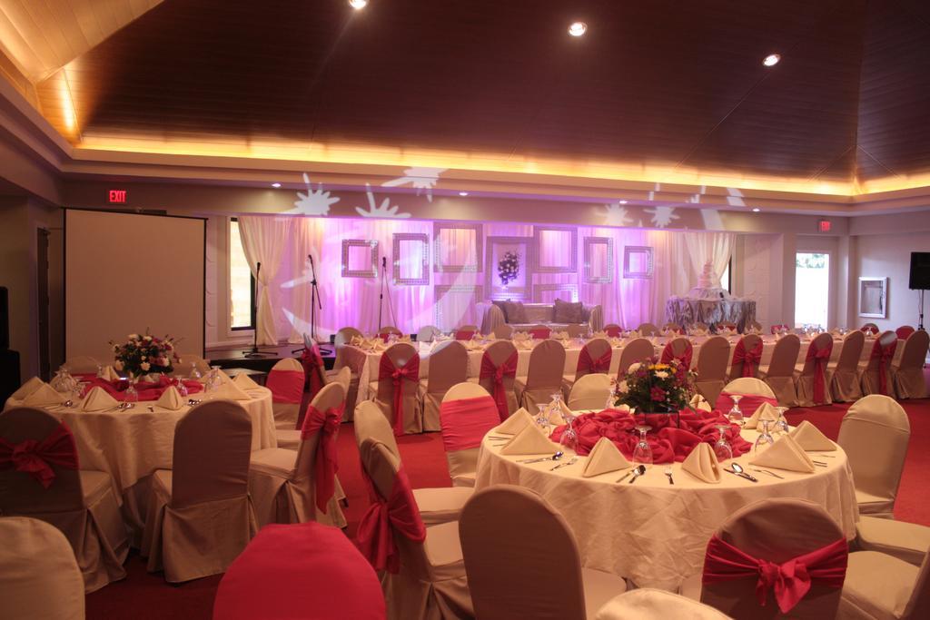 The Pinnacle Hotel And Suites Davao City Dış mekan fotoğraf
