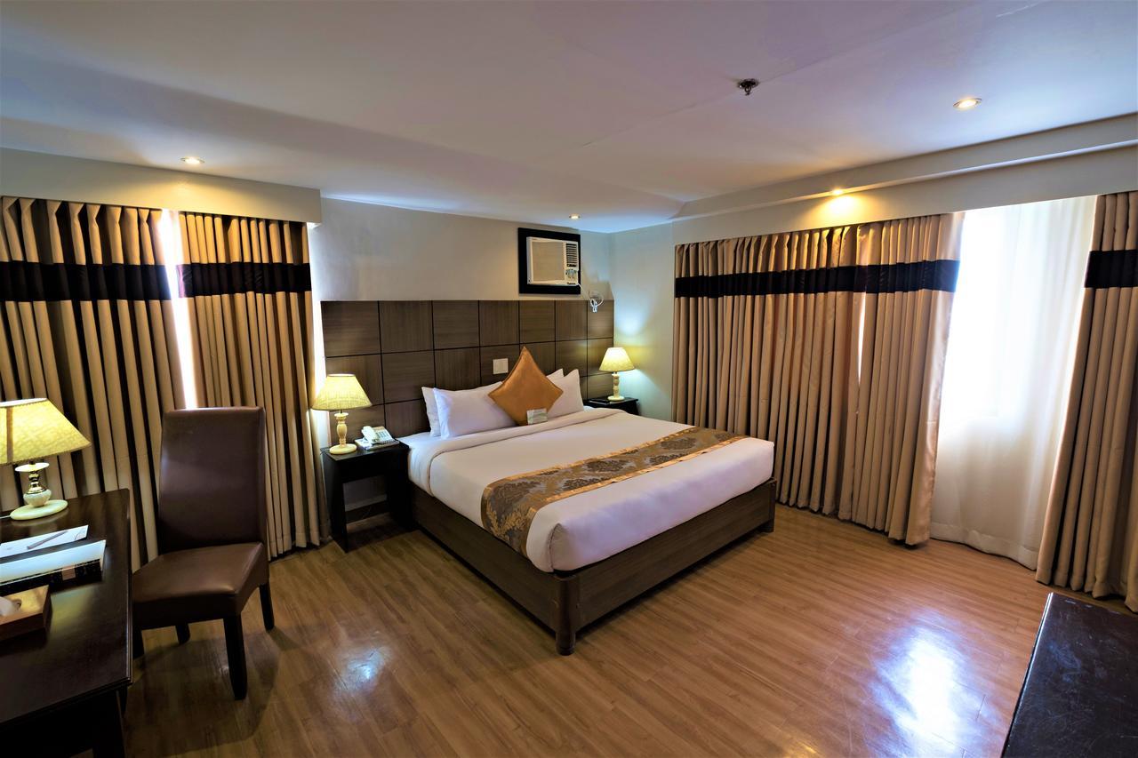 The Pinnacle Hotel And Suites Davao City Dış mekan fotoğraf